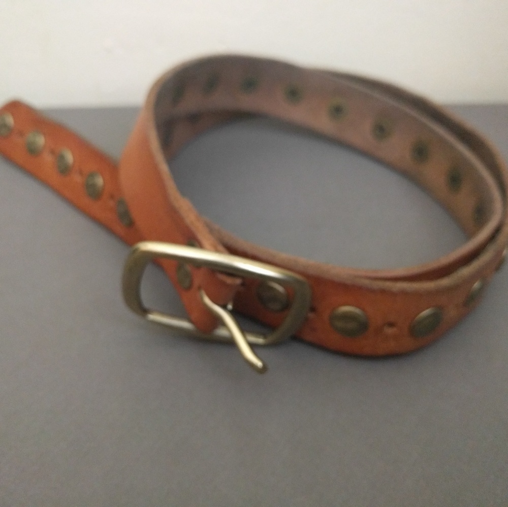 Linea Pelle // leather riveted belt // size M